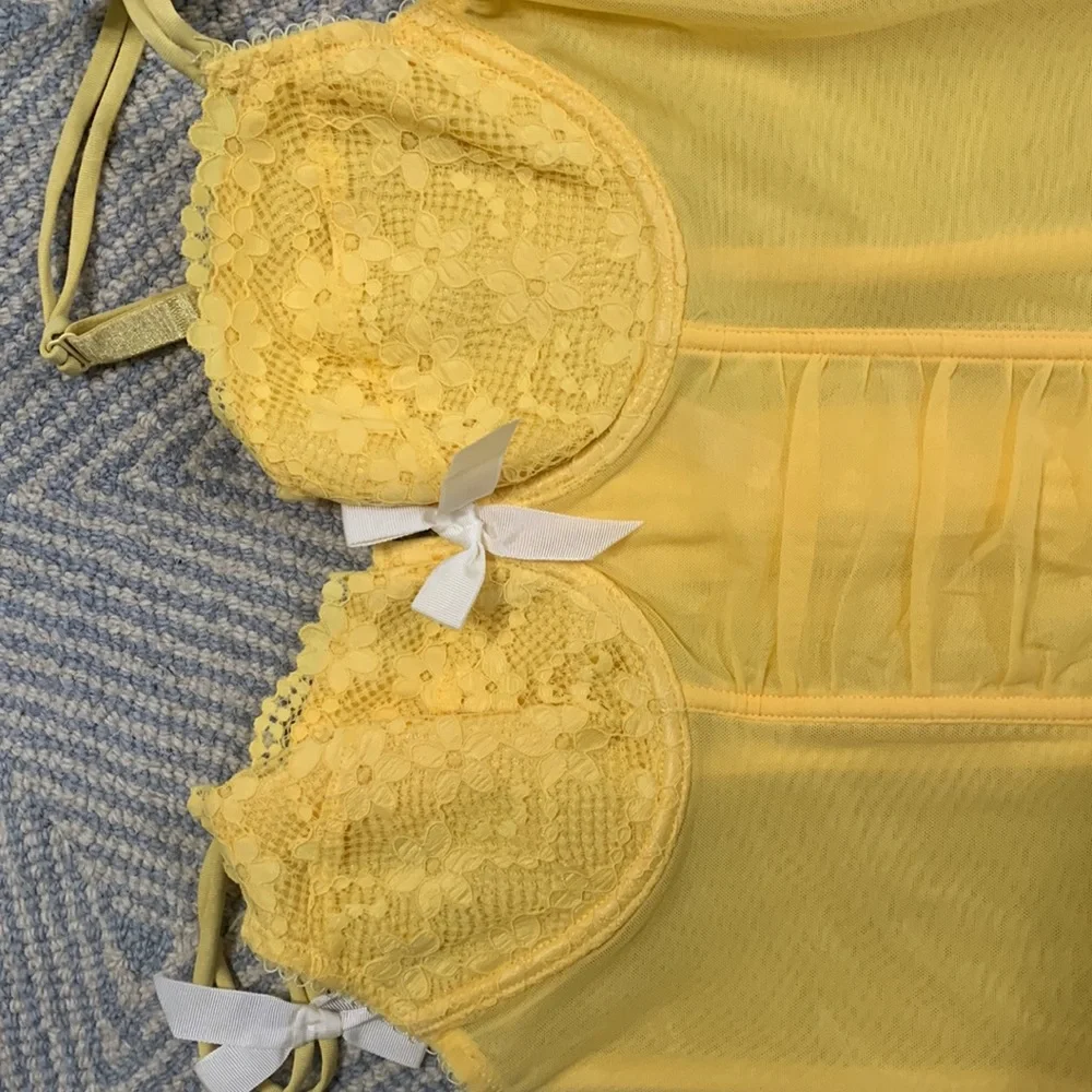 Corset tops - Picture 11 of 12